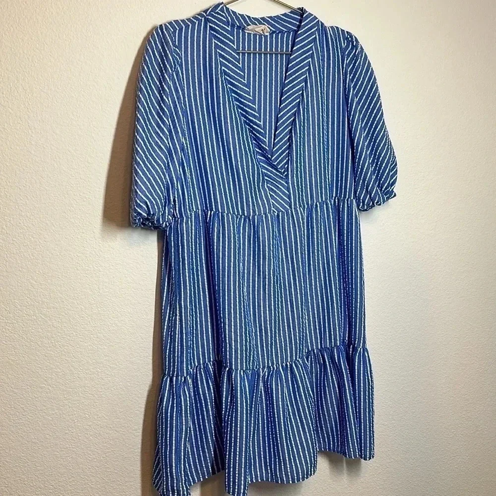 52SEVEN Blue & White Striped Coastal Seersucker Puffed Sleeve Dress Medium - Picture 3 of 10